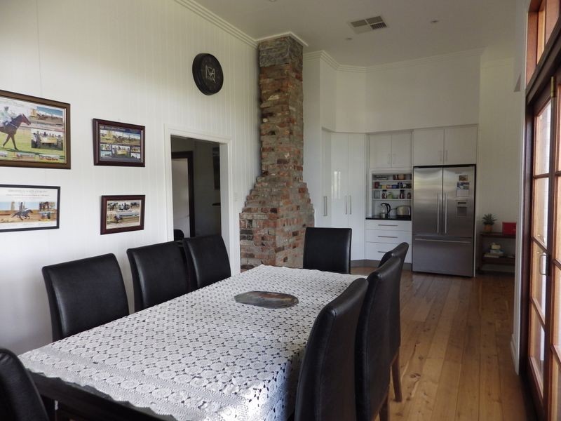 71 Bowen Street, Roma QLD 4455