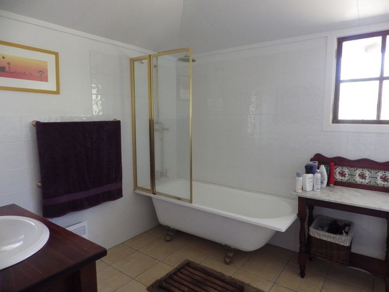 71 Bowen Street, Roma QLD 4455