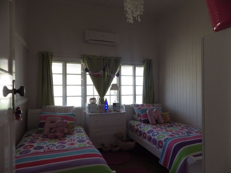 285 Edwardes Street, Roma QLD 4455