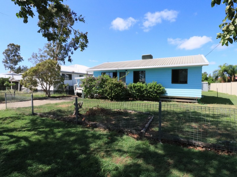 12 Beitz Street, Roma QLD 4455