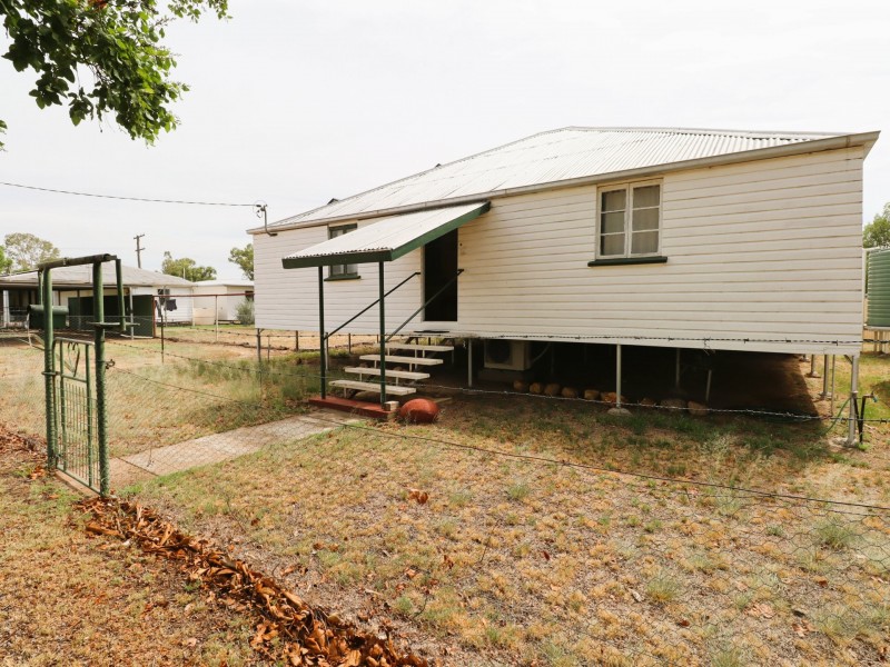 62 Alice Street, Mitchell QLD 4465