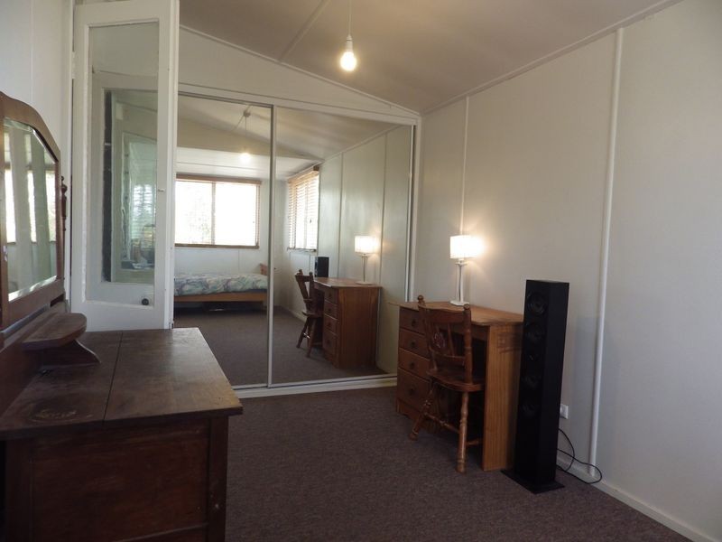 39 Chrystal Street, Roma QLD 4455