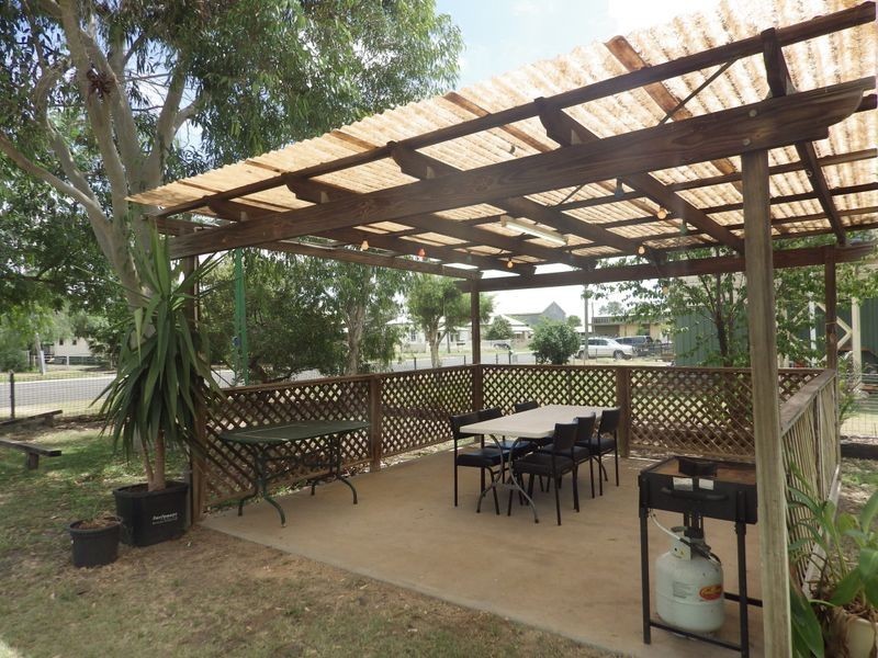 39 Chrystal Street, Roma QLD 4455