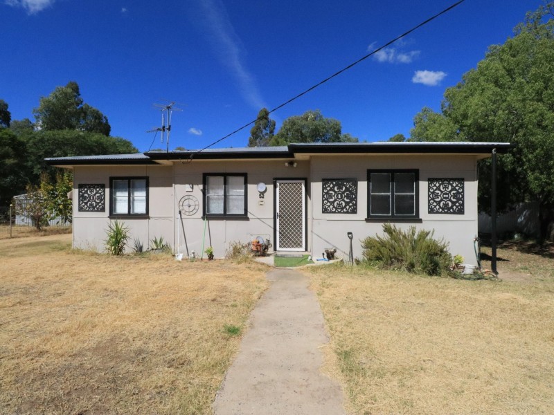 52 Winchester Street, Mitchell QLD 4465