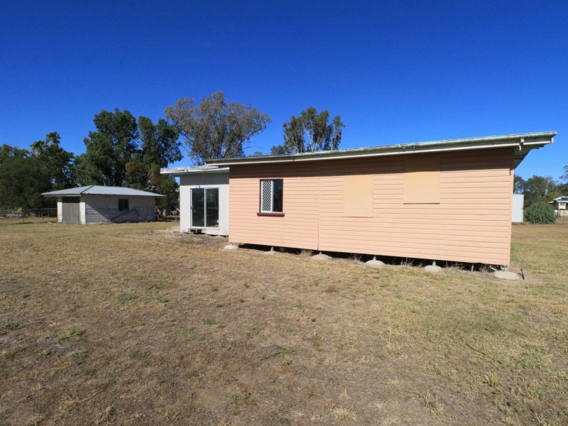 30 Winchester Street, Mitchell QLD 4465