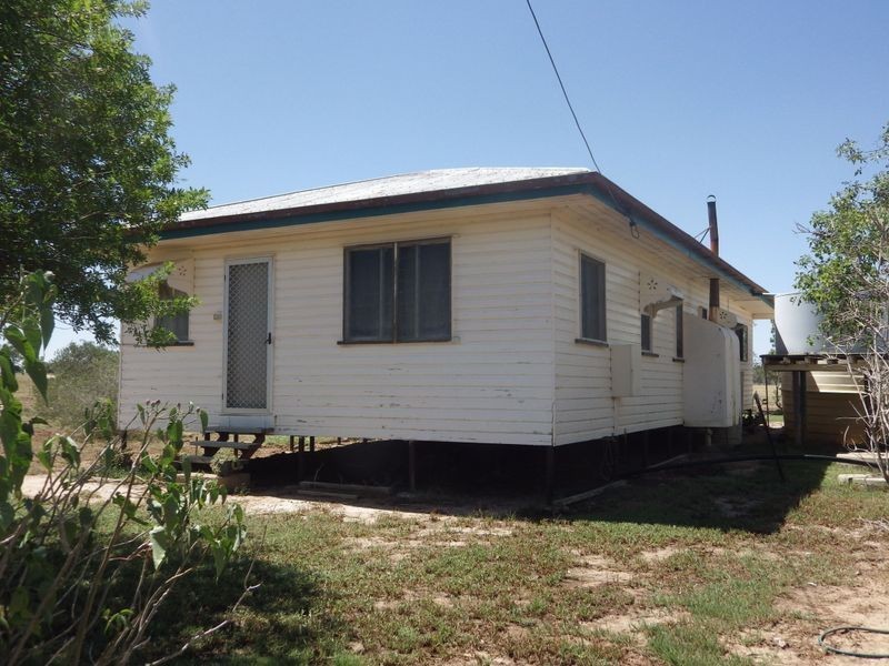 95 Richardsons Lane, Roma QLD 4455