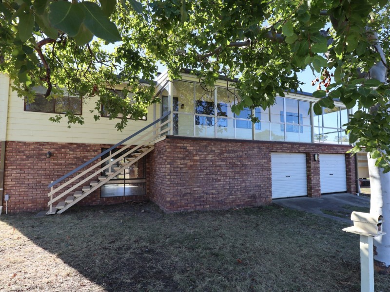 10 Isabella Street, Mitchell QLD 4465