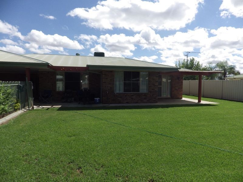 18 Madison Terrace, Roma QLD 4455