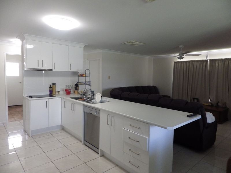 18 Madison Terrace, Roma QLD 4455