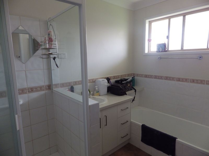 18 Madison Terrace, Roma QLD 4455