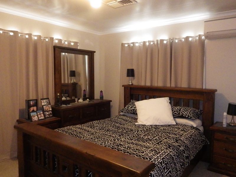 20 Alex Parade, Roma QLD 4455