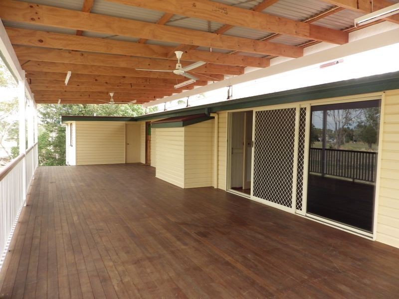 44 Clayton Road, Roma QLD 4455