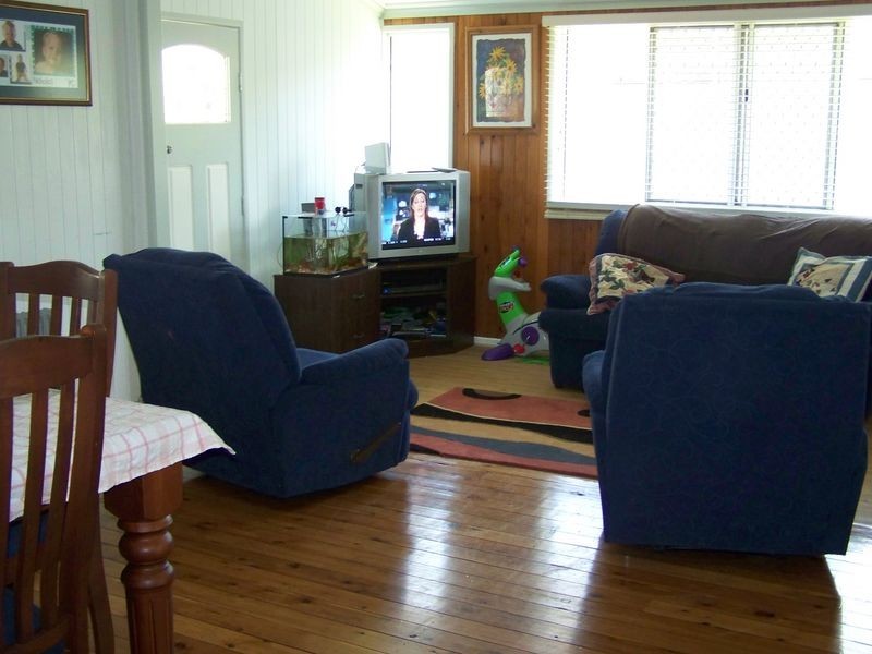 11 Derry Street, Roma QLD 4455