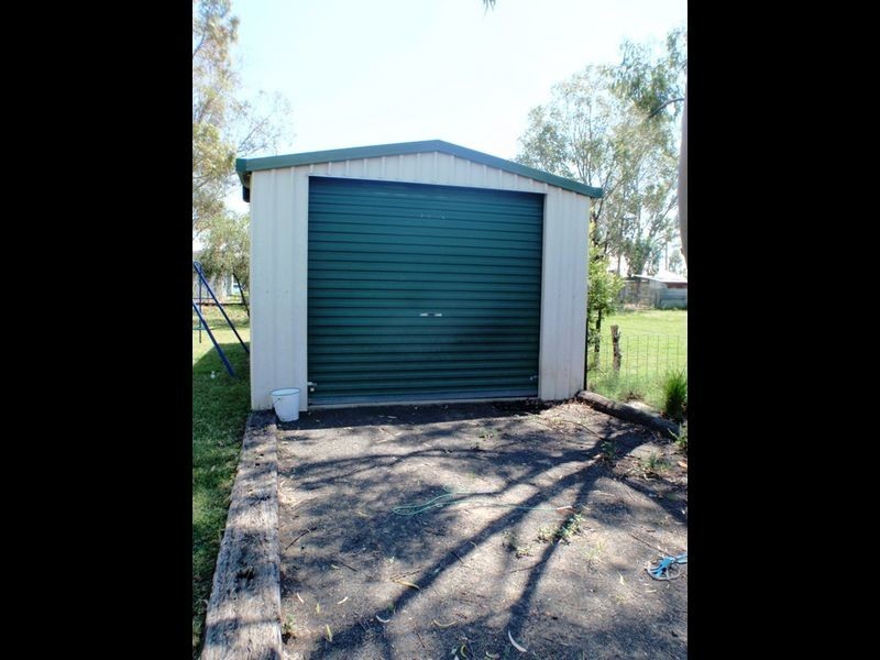 11 Derry Street, Roma QLD 4455