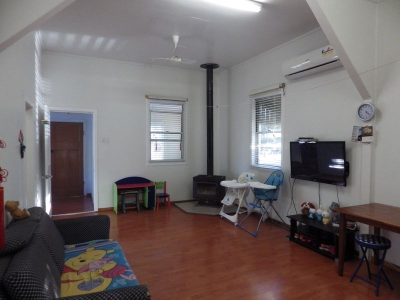 9 Bungil Street, Roma QLD 4455