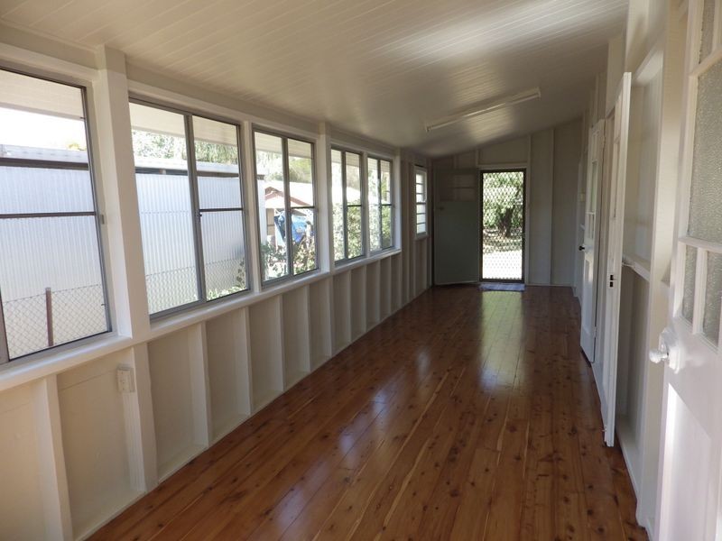 16 Twine Street, Roma QLD 4455