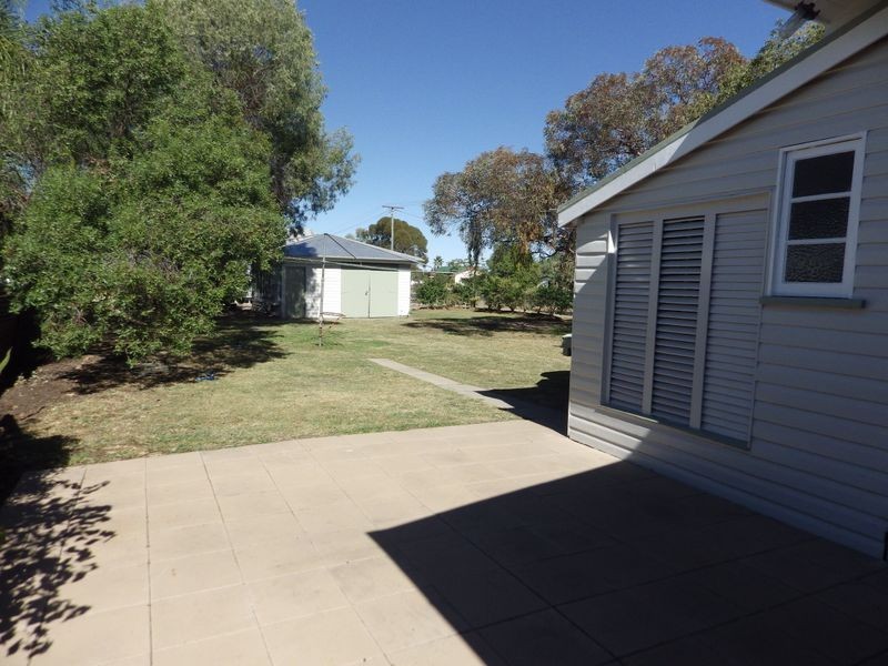 16 Twine Street, Roma QLD 4455