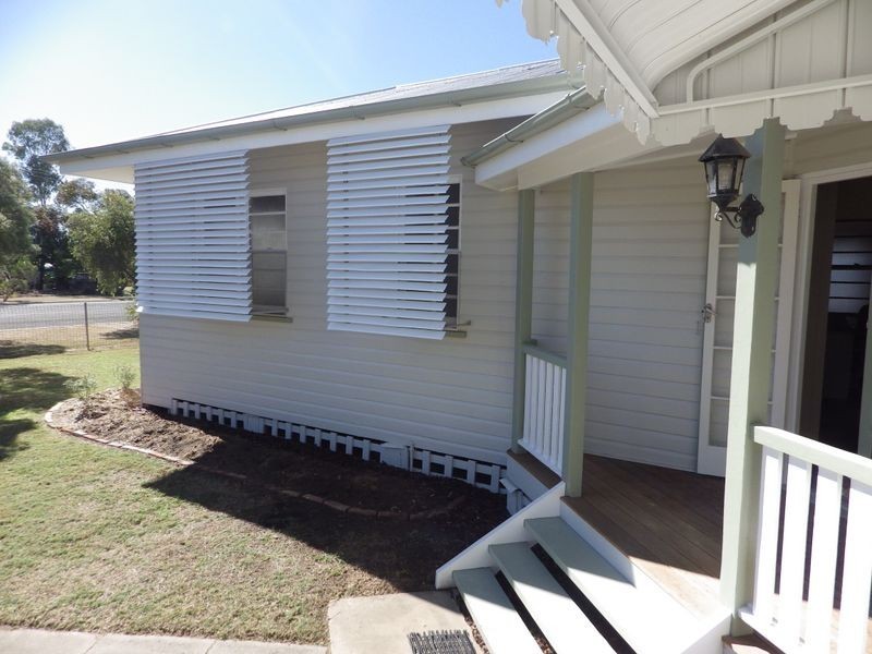 16 Twine Street, Roma QLD 4455