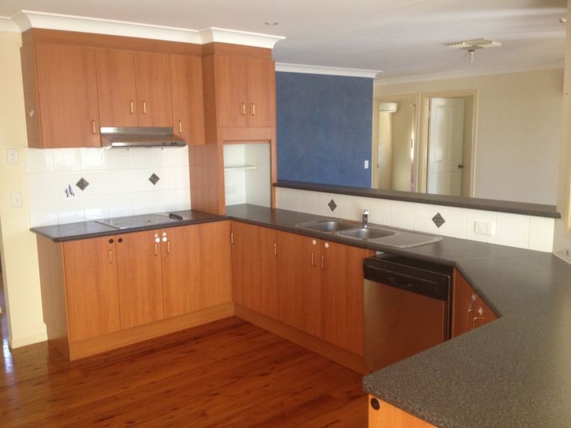 233 Edwardes Street, Roma QLD 4455