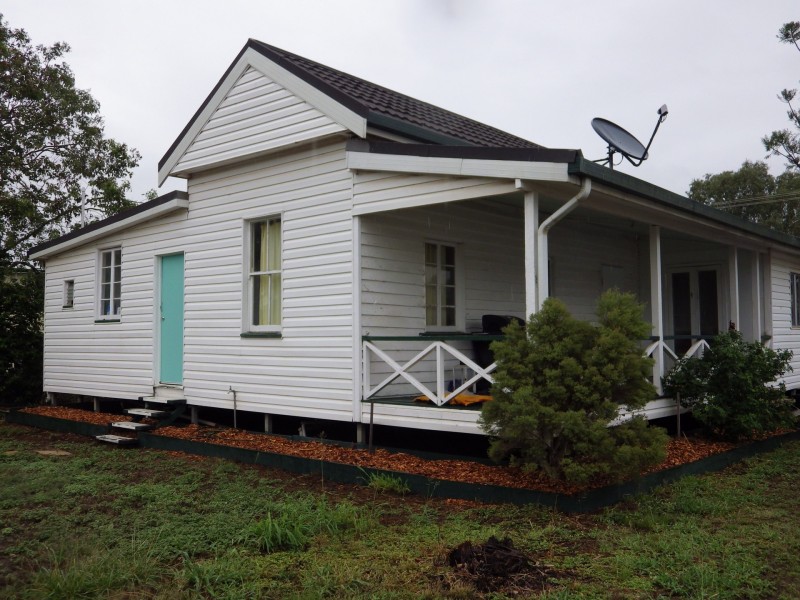 132 Arthur Street, Roma QLD 4455