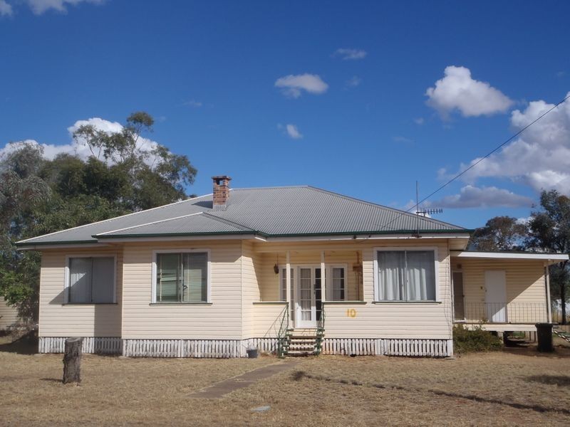 10 High Street, Wallumbilla QLD 4428