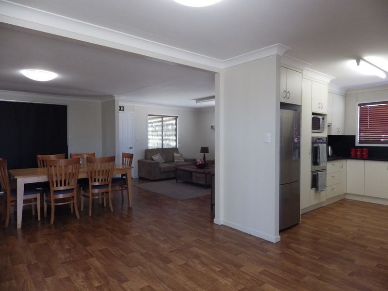 11 Roslyn Drive, Roma QLD 4455