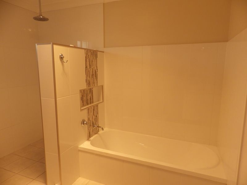 11 Roslyn Drive, Roma QLD 4455