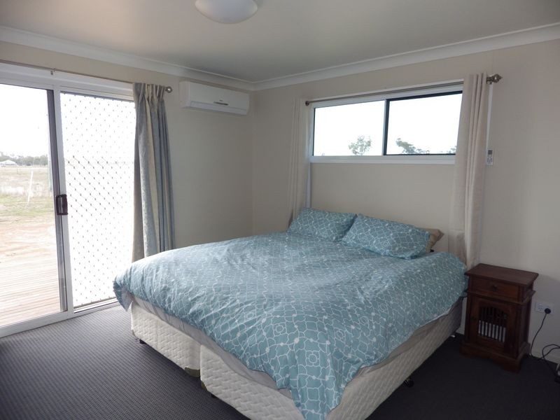 1 Swans Road, Wallumbilla QLD 4428