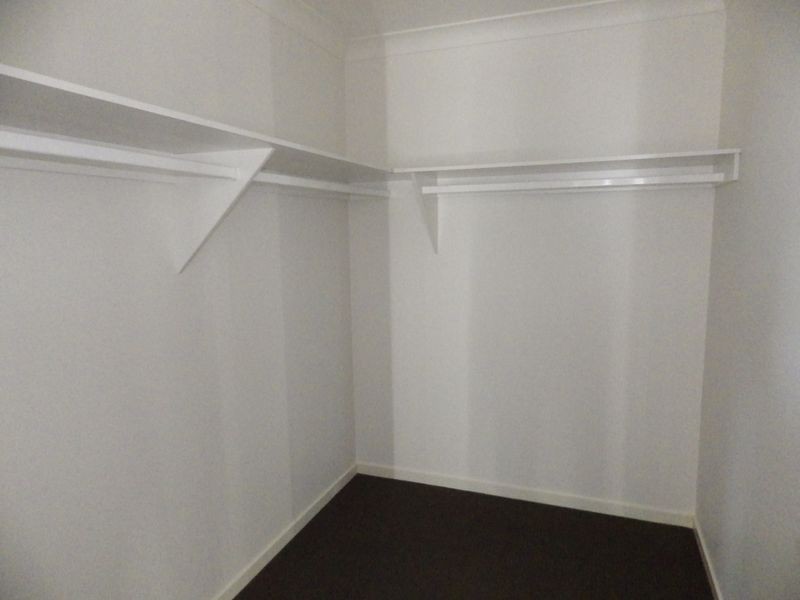 11 Beetson Drive, Roma QLD 4455