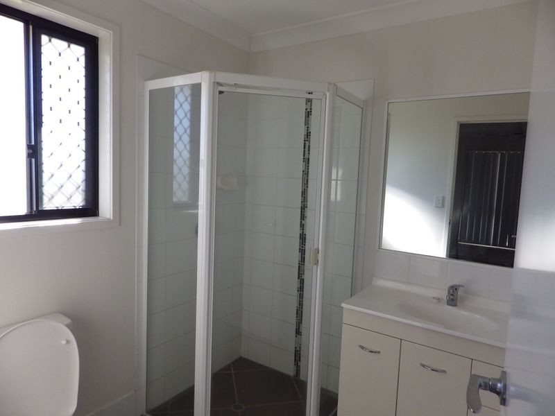 11 Beetson Drive, Roma QLD 4455