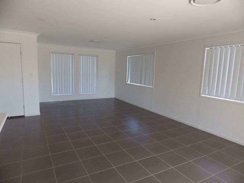 11 Beetson Drive, Roma QLD 4455