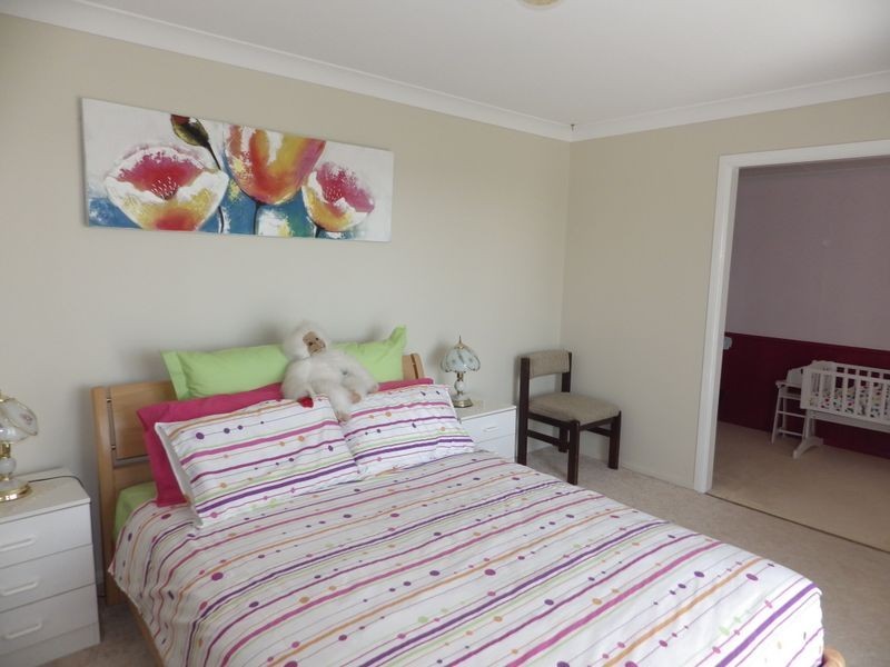 14 Baker Finch Cres, Roma QLD 4455