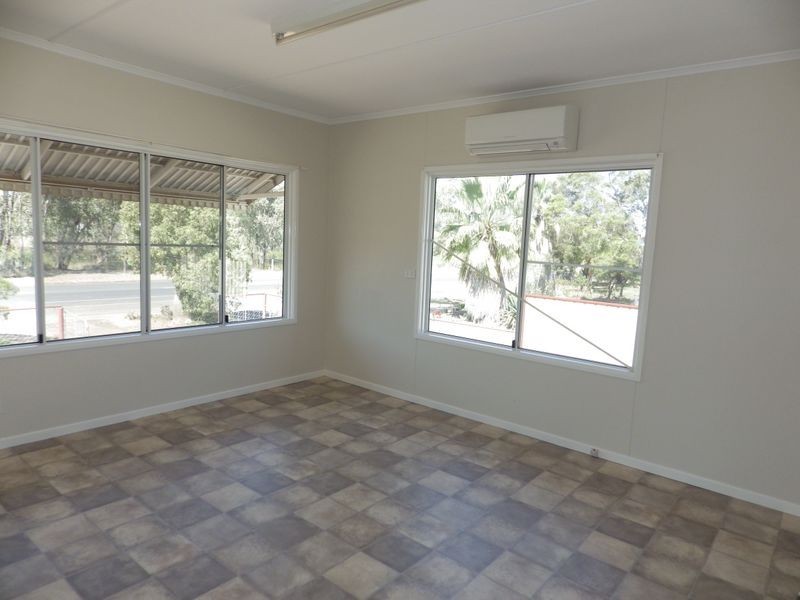 13 Charles Street, Roma QLD 4455