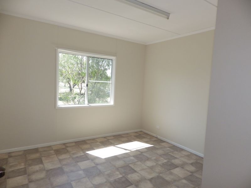 13 Charles Street, Roma QLD 4455