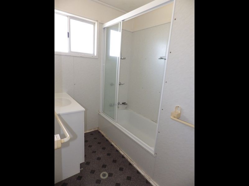 17 Chrystal Street, Roma QLD 4455