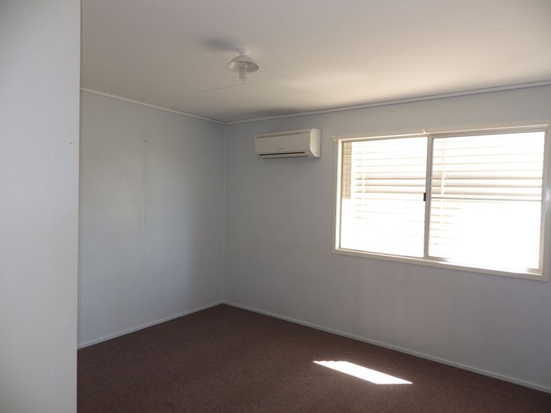 17 Chrystal Street, Roma QLD 4455