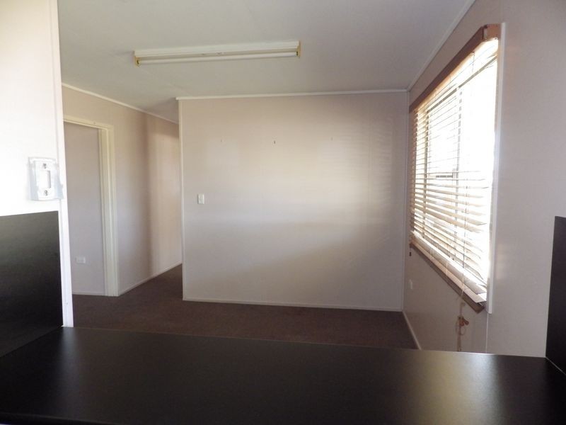 17 Chrystal Street, Roma QLD 4455