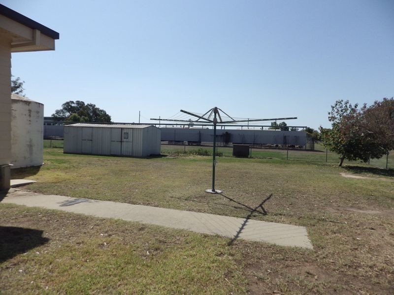 17 Chrystal Street, Roma QLD 4455