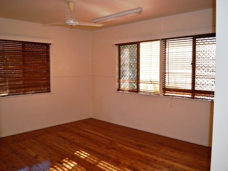 5 Wright Street, Roma QLD 4455