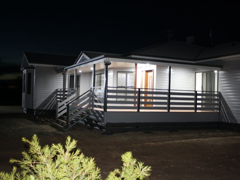 168 Bourne Drive, Roma QLD 4455