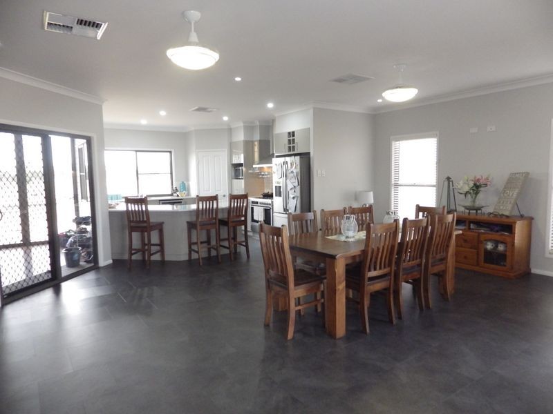 168 Bourne Drive, Roma QLD 4455