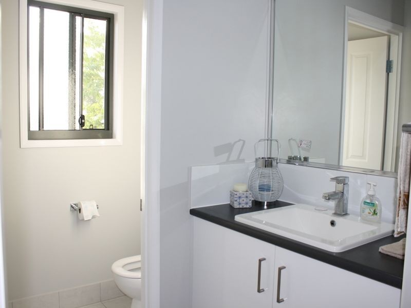 168 Bourne Drive, Roma QLD 4455