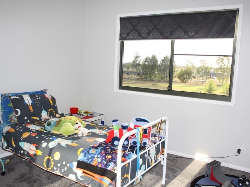 168 Bourne Drive, Roma QLD 4455