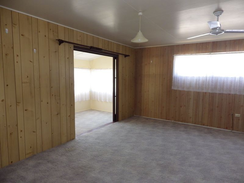 7 Wright Street, Roma QLD 4455