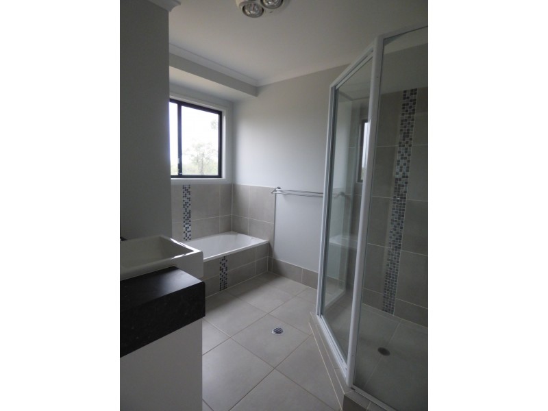 97 Mountainview Road, Roma QLD 4455