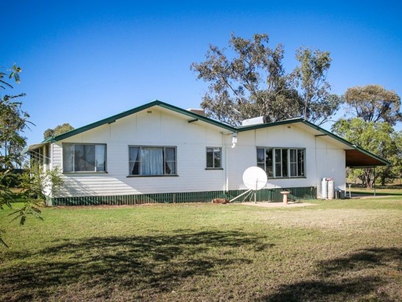 75 Warooby Lane, Roma QLD 4455