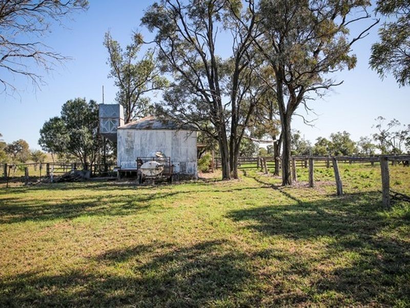 75 Warooby Lane, Roma QLD 4455