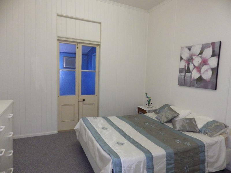 8 Quintin Street, Roma QLD 4455