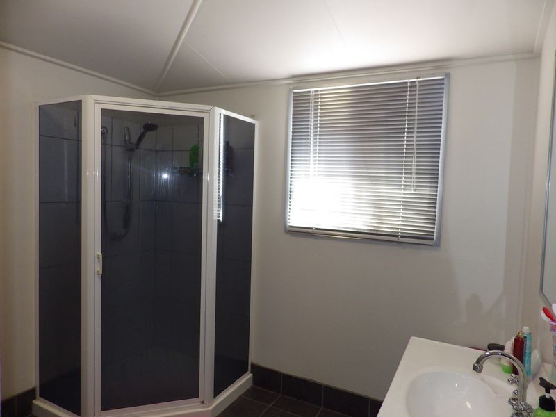 8 Quintin Street, Roma QLD 4455