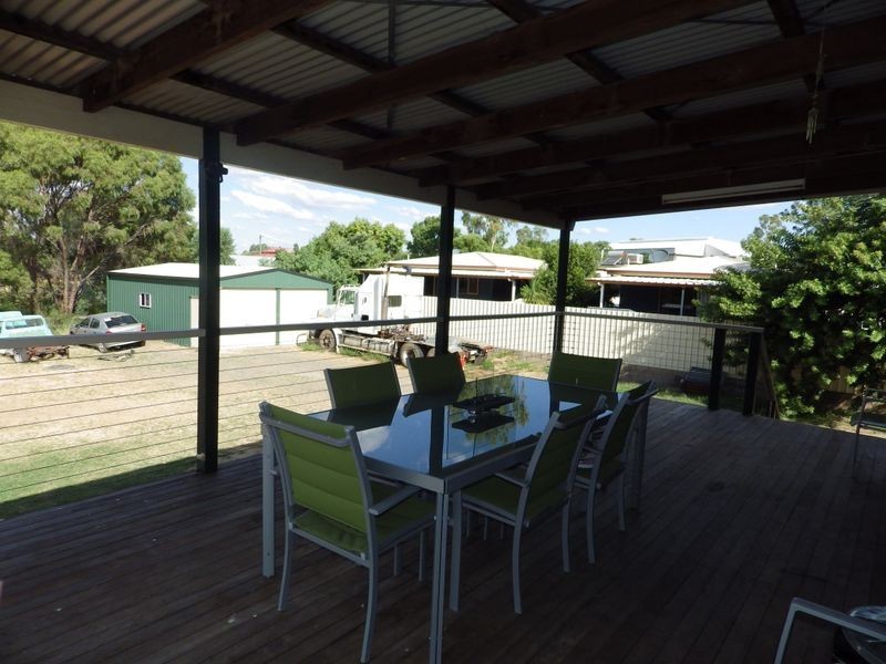 8 Quintin Street, Roma QLD 4455